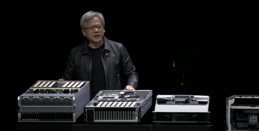 NVIDIA攜手聯(lián)想展示新一代AI服務(wù)器圖片