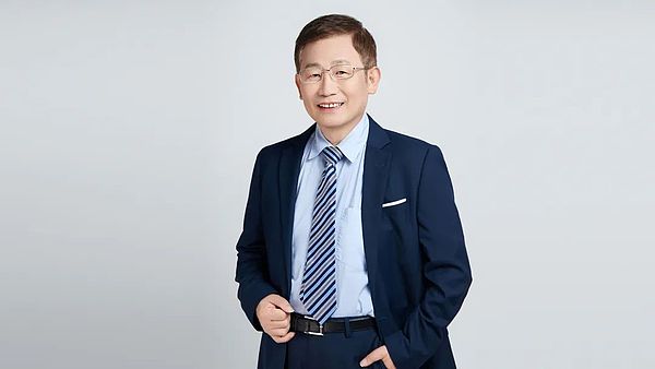 DeepSeek-R1超高幻覺率解析：為何大模型總“胡&nbsp;圖片