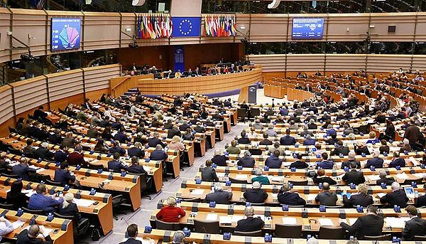 香港Web3監(jiān)管政策全球?qū)Ρ葓D片